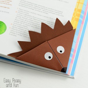 Corner Bookmark - Hedgehog, simple origami for kids to make