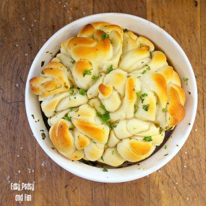 Garlic Butter Pull Appart Bread