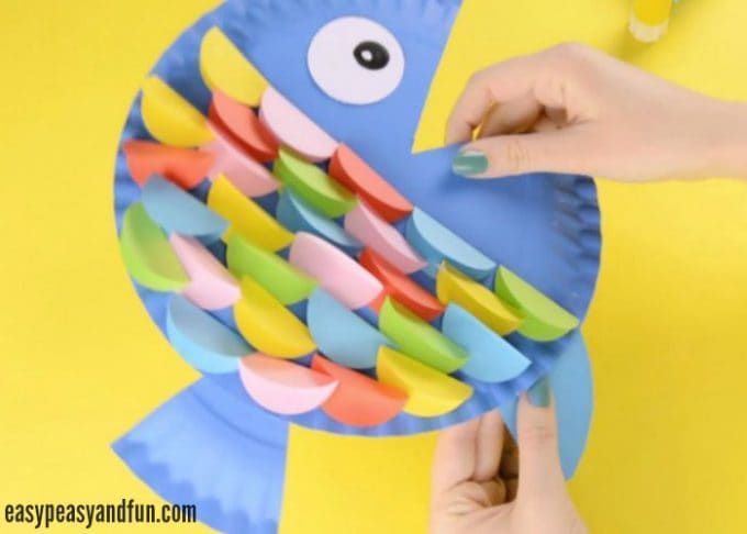 Paper Plate Fish Craft - Rainbow Paper Circles - Easy Peasy and Fun