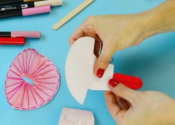 Seashell Pop Up Paper Craft - Easy Peasy and Fun
