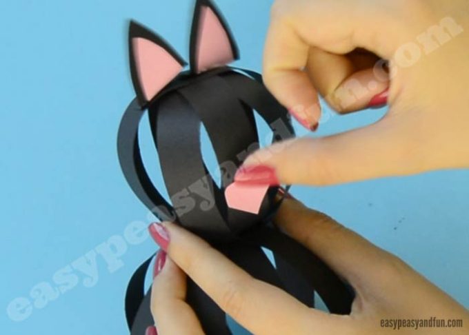 Cat Craft with Paper Strips - Easy Peasy and Fun