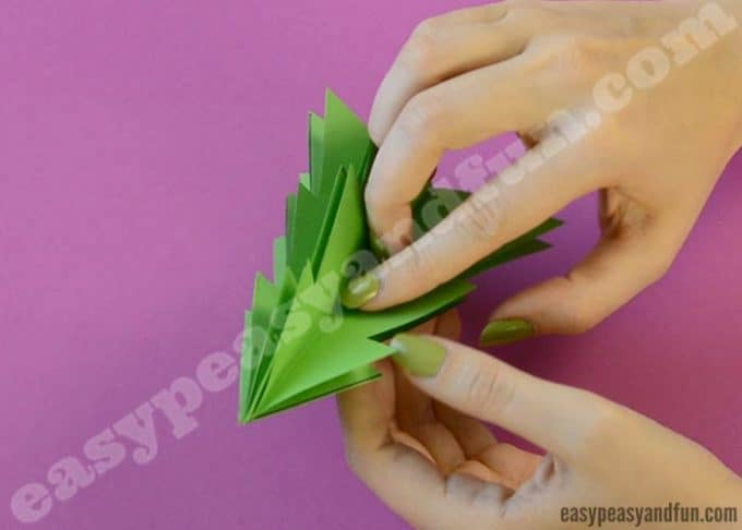 3D Paper Christmas Tree Template - Easy Peasy and Fun