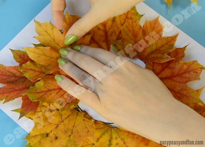 Lion Leaf Craft with Printable Template - Easy Peasy and Fun