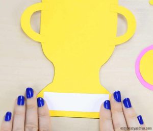 Father's Day Trophy Card - With Printable Trophy Template - Easy Peasy ...