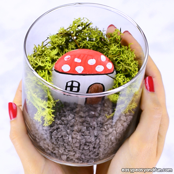 How to make a fairy garden in a jar