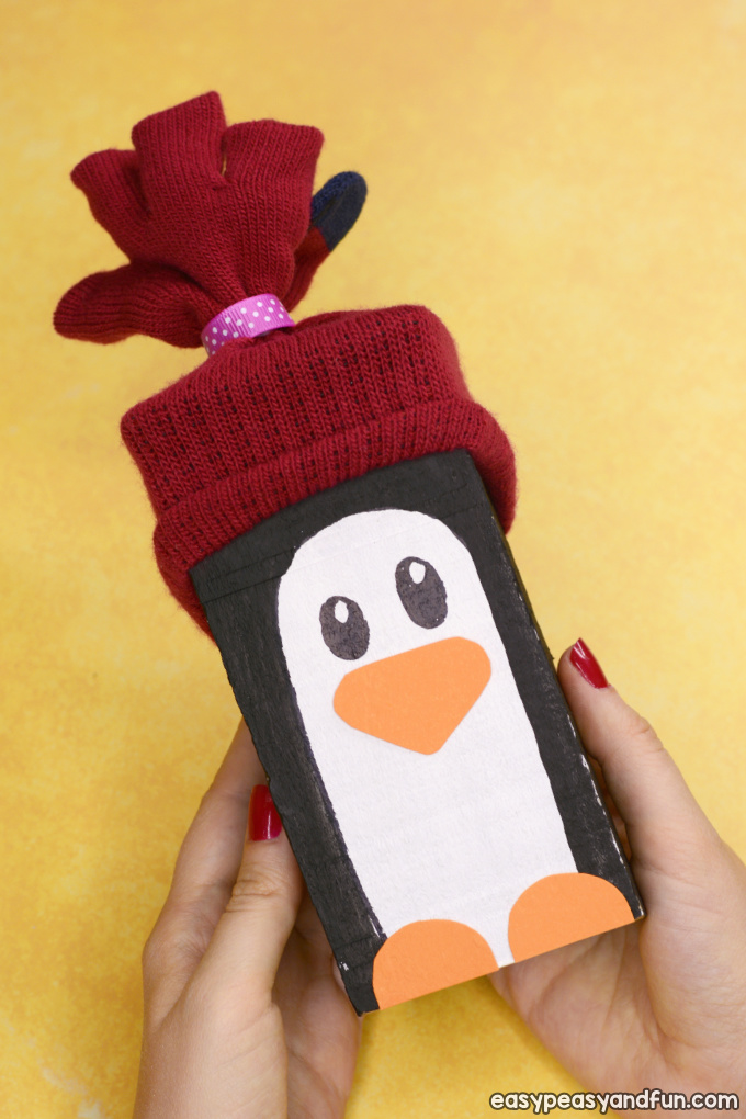 Children's wooden block penguin crafts