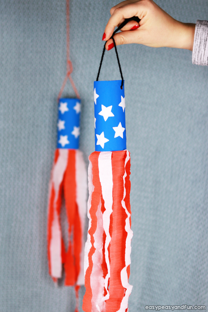 July 4th Windsock toilet paper roll craft