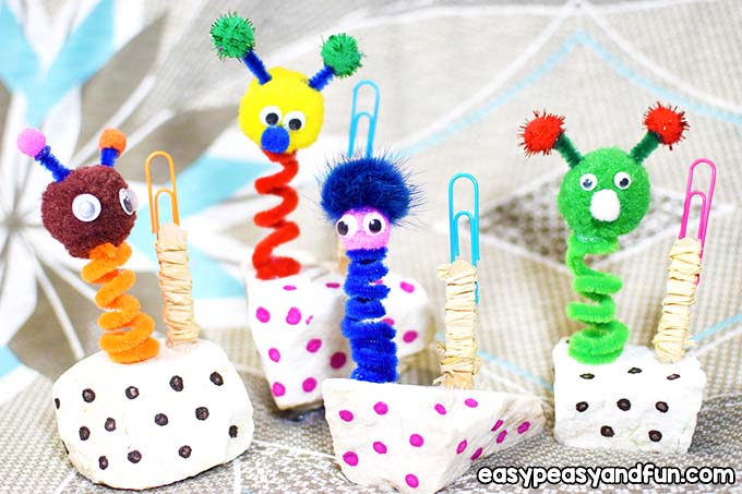 Puppet Wobbly Photo Holder Craft for Kids to Make