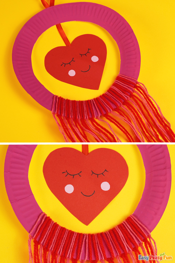 Paper Plate V-Day Wreath