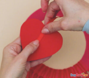Heart Paper Plate Wreath - Valentines Day Craft - Easy Peasy and Fun