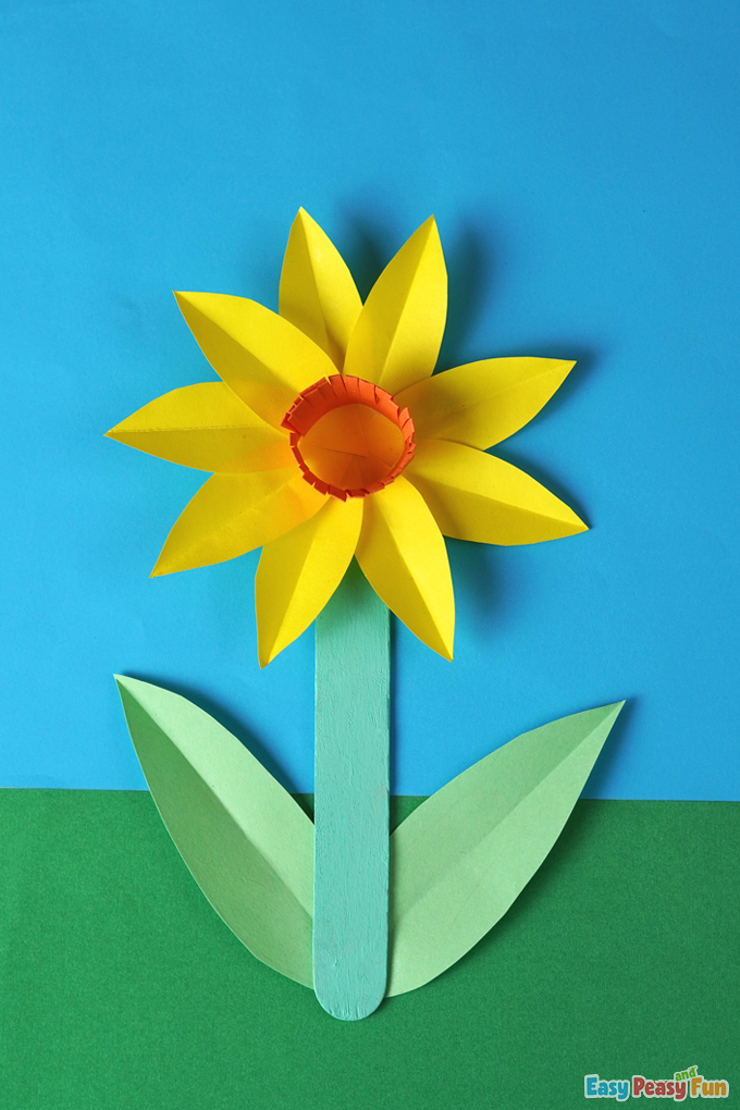 DIY Daffodil Paper Craft