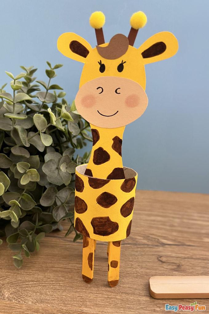 Make a Paper Roll Giraffe