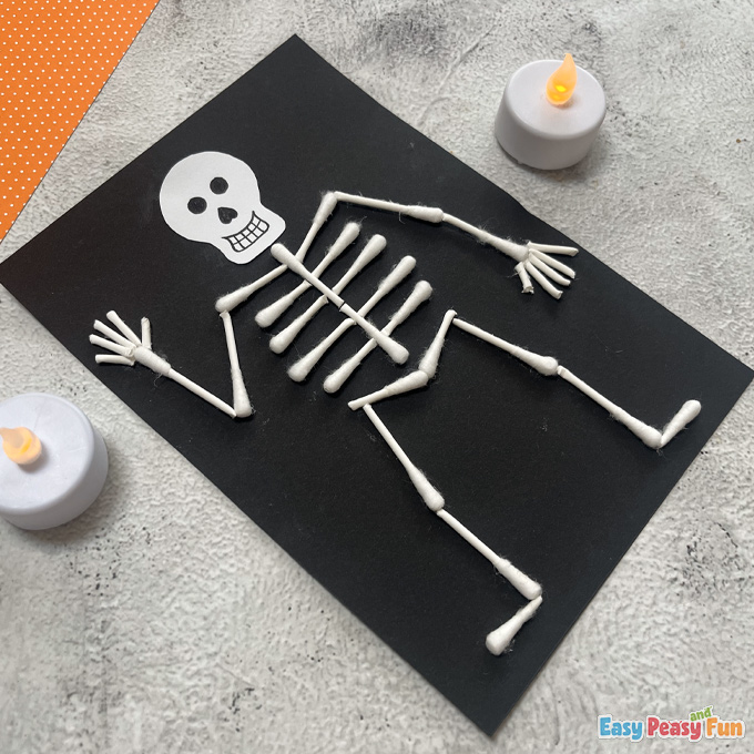 Q-tip Skeleton Halloween Craft