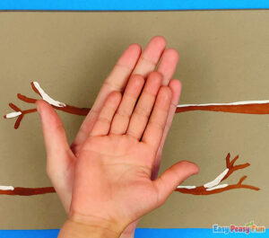 Hand Sign Craft Winter Handprint Cardinal Craft - Easy Peasy and Fun
