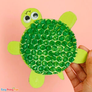 DIY Bubble Wrap Turtle Craft
