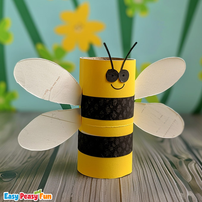 Paper roll bee craft